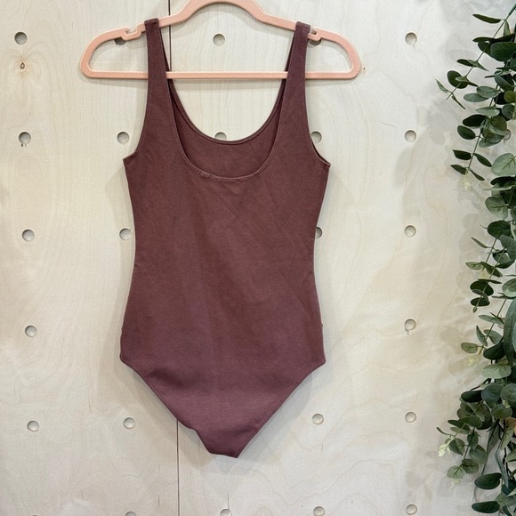 ARITZIA Wilfred Free Georgianna Bodysuit Size M Brownish Mauve Rose MSRP$50 - Picture 3 of 8